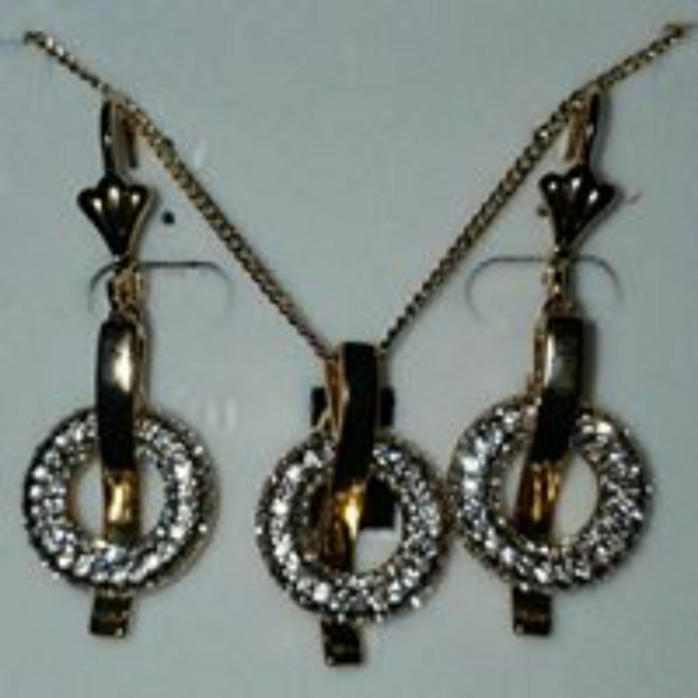 Crystal Drop Necklace & Earrings Set
